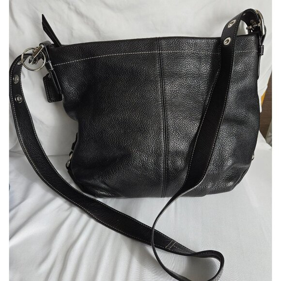 Coach Black Leather Crossbody Bag With Adjustable Strap Front Zip Pocket - Picture 5 of 7